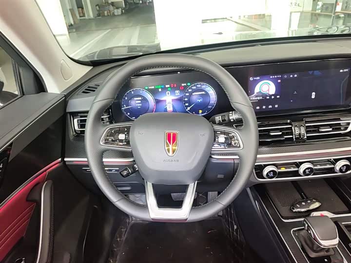 Hongqi HS5 2025 2.0 T 2 WD — фото 11