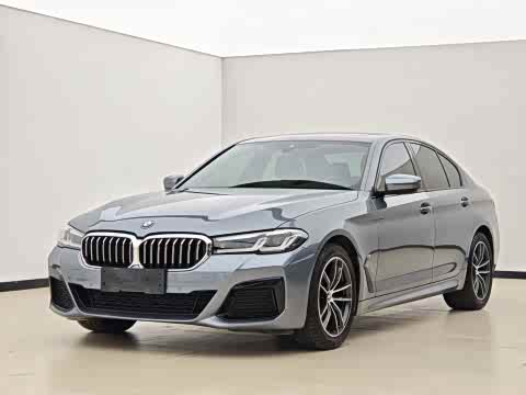 BMW 5 Series — фото 19