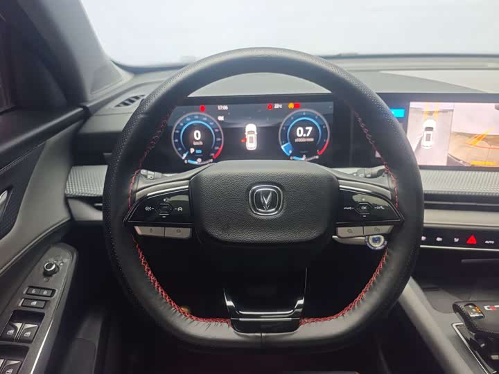 Changan CS75 PLUS 2022 1.5 T ATPremium — фото 15