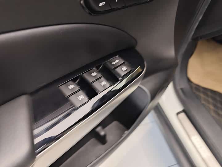 Trumpchi GS8 2020 390 T 2 WD ( ) — фото 9