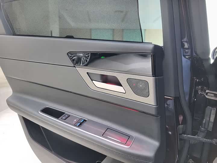 Jaguar XFL 2020 XFL 2.0 T P 200 2 WD — фото 13
