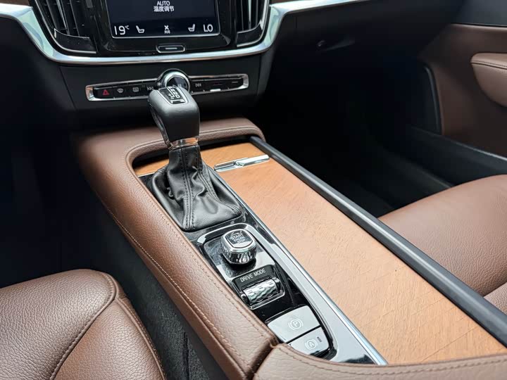 Volvo S90 2020 T 5 — фото 12