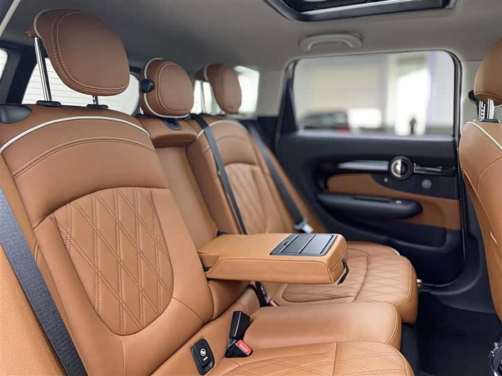 MINI Clubman — фото 15