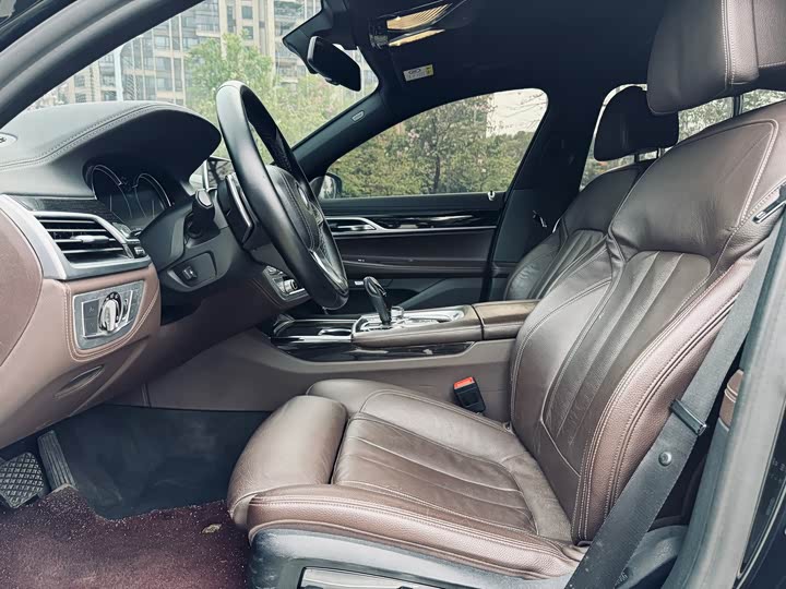 BMW 7-Series 2018 730 Li Leading M — фото 15