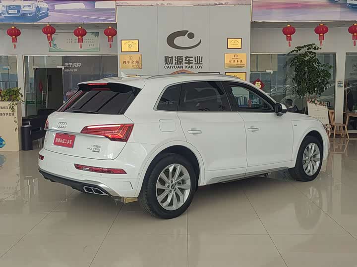 Audi Q5L рестайлинг 40T люкс-динамик — фото 4