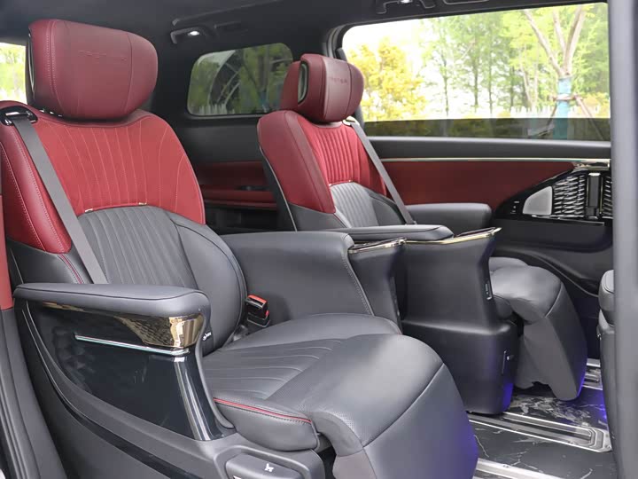 Trumpchi M8 2023 400 T — фото 22