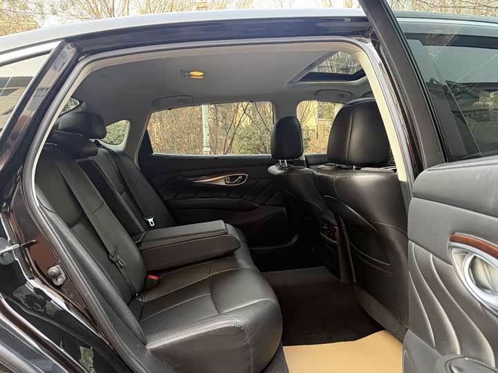 Infiniti Q70 2015 Q 70 L 3.5 L Hybrid — фото 12