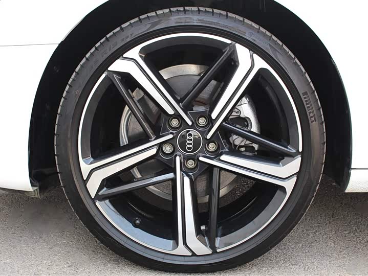 Audi A4L 2023 40 TFSI — фото 13