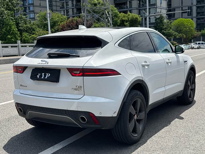 Jaguar E-PACE 2018 P 200 S V — фото 13