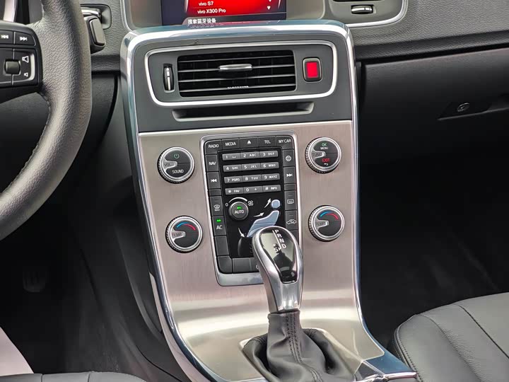 Volvo S60 2019 S 60 L T 5 — фото 15