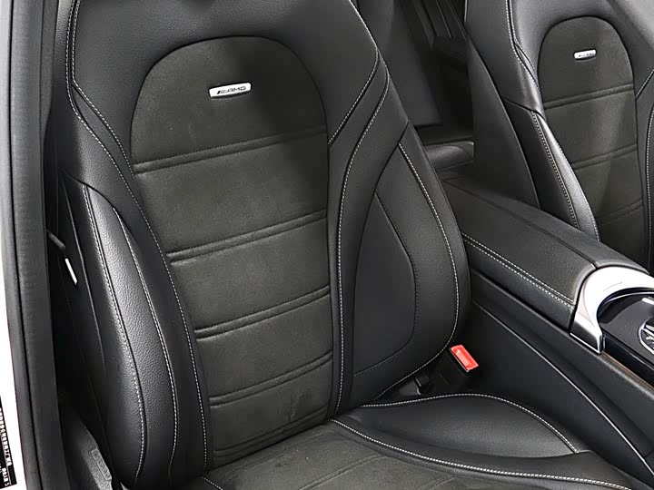 Mercedes-Benz C-Class 2019 AMG C 63 — фото 16
