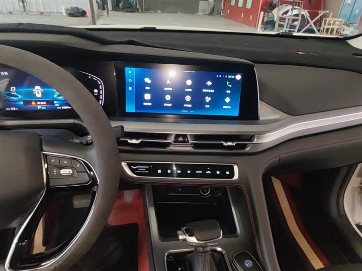 Changan CS75 PLUS 2022 1.5 T AT — фото 13