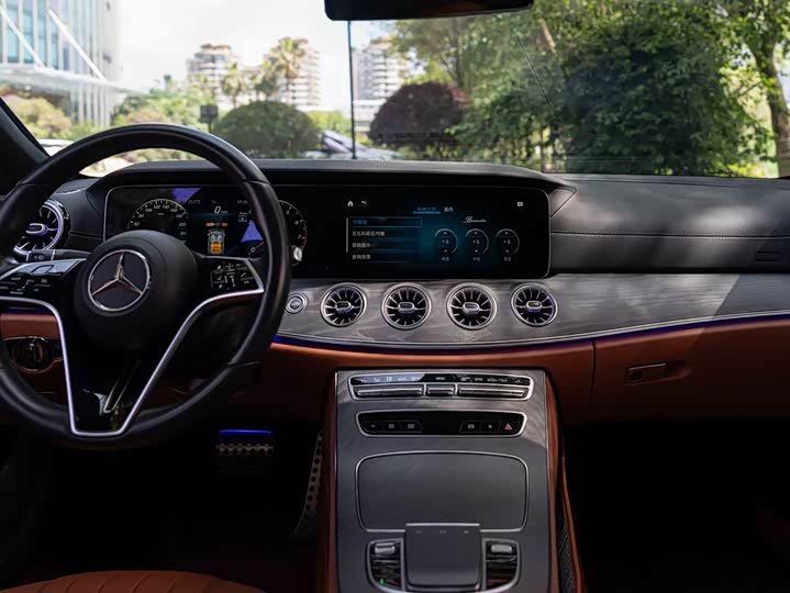 Mercedes-Benz CLS 2023 CLS 300 — фото 5