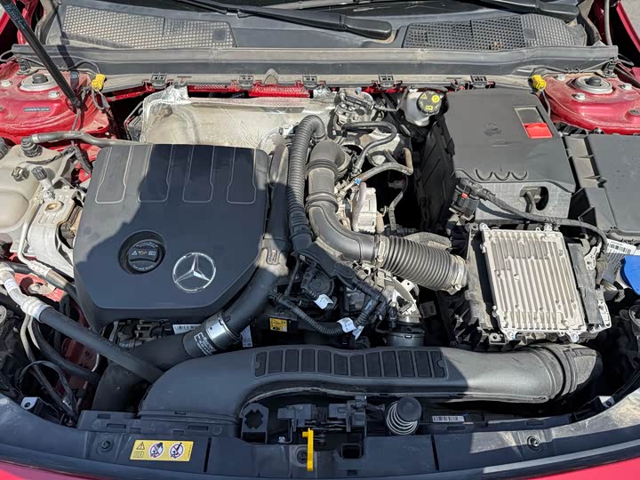 Mercedes-Benz A-Class 2024 A 200 L — фото 35