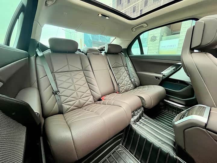 BMW 7 Series 735Li M спортпакет — фото 12