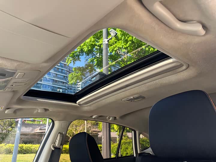 Subaru XV 2014 2.0i — фото 7