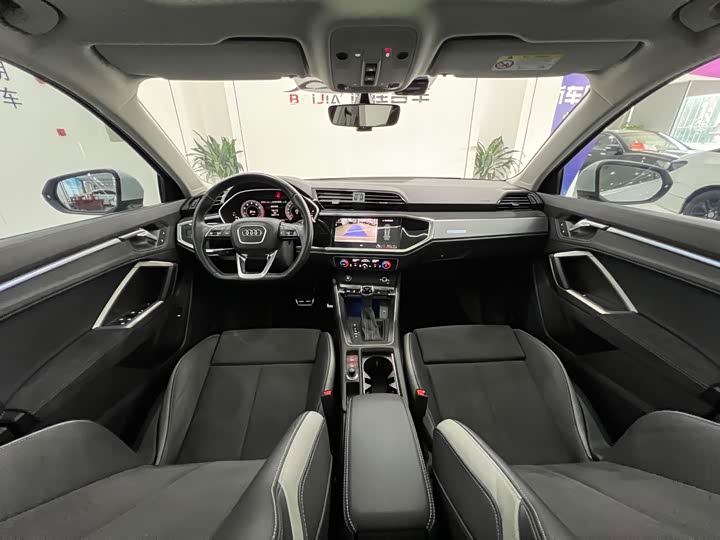 Audi Q3 40 TFSI стиль-динамик — фото 12