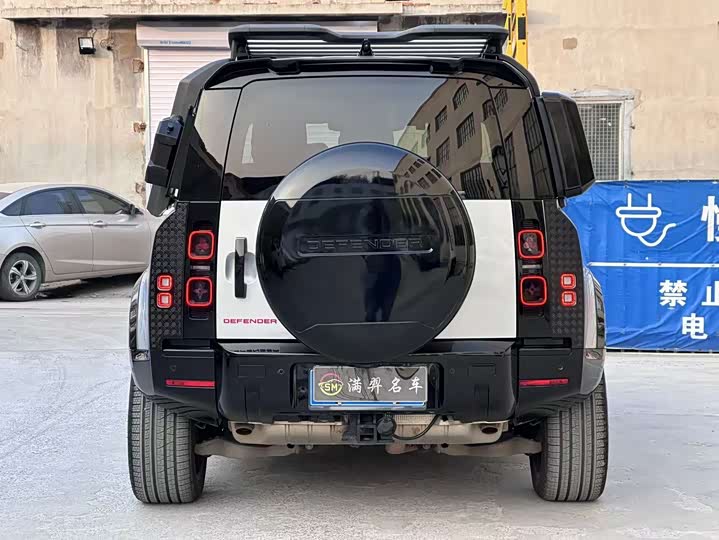 Land Rover Defender — фото 6