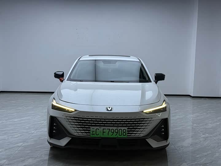 Changan UNI-V 2023 i DD 1.5 T 113km — фото 2