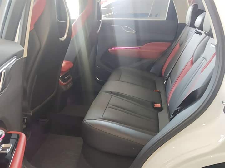 Hongqi HS3 2023 1.5 T 2 WD — фото 17