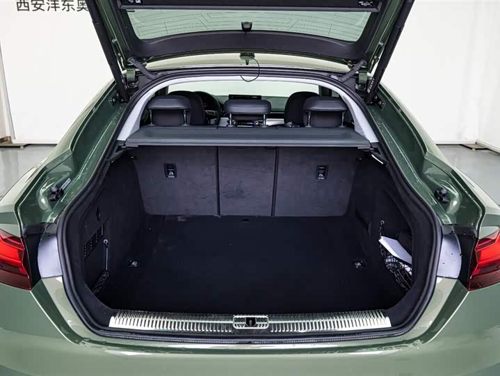 Audi A5 2023 Sportback 40 TFSI — фото 9