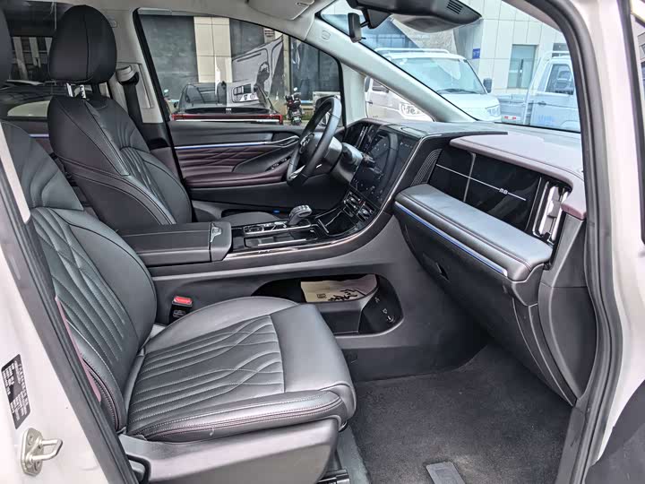 Trumpchi M8 2024 400 T — фото 17