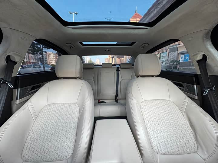Jaguar XFL 2017 XFL 2.0 T 240 PS — фото 15