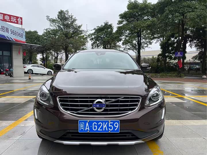 Volvo XC60 2017 T 5 — фото 2