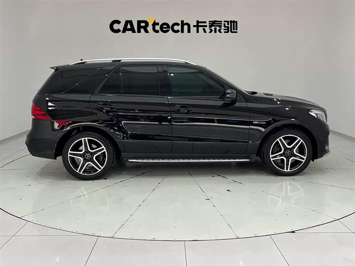 Mercedes-Benz GLE 2017 AMG GLE 43 4 MATIC — фото 12