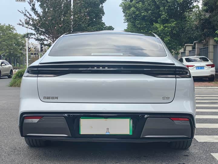 Geely Galaxy E8 2024 550km MAX — фото 8