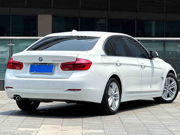 BMW 3 Series 320Li стиль — фото 3