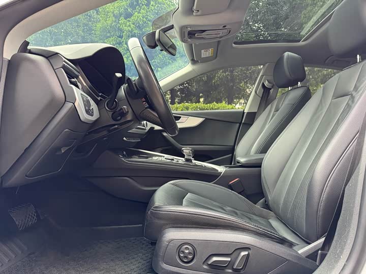 Audi A5 Sportback 40 TFSI стиль — фото 5
