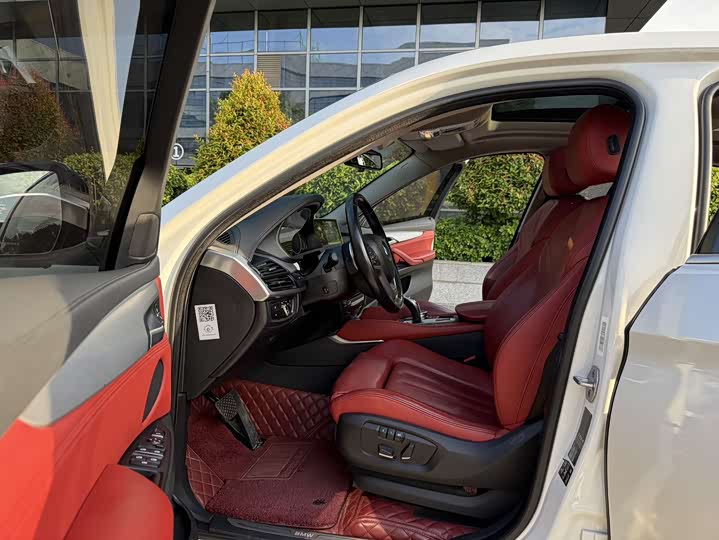 BMW X6 2015 x Drive 35i Leading — фото 4