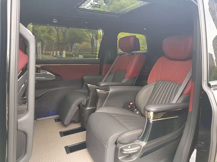 Trumpchi M8 2025 Hybrid — фото 9