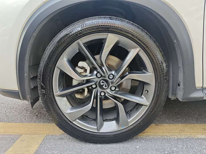 Infiniti QX50 2024 2.0 T 4 WD — фото 27