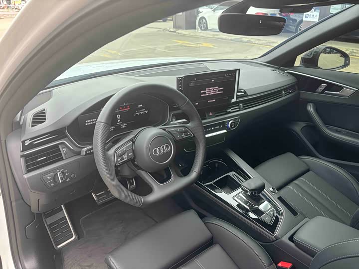 Audi A4L 2024 40 TFSI — фото 6