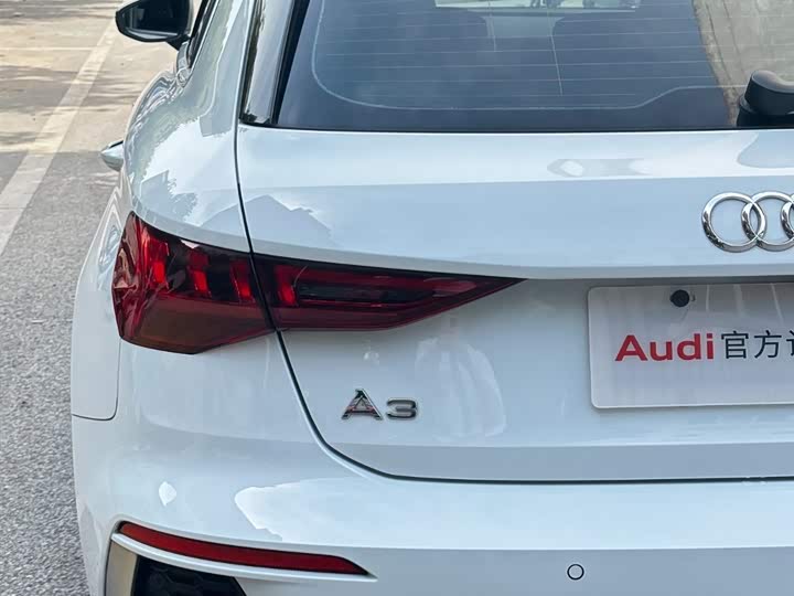 Audi A3 2022 Sportback 35 TFSI Sport — фото 15
