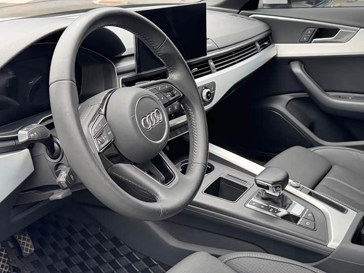 Audi A4L 40 TFSI стиль-динамик — фото 13