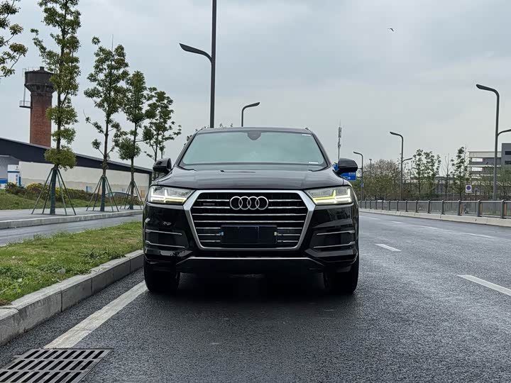 Audi Q7 2016 40 TFSI Comfort — фото 2