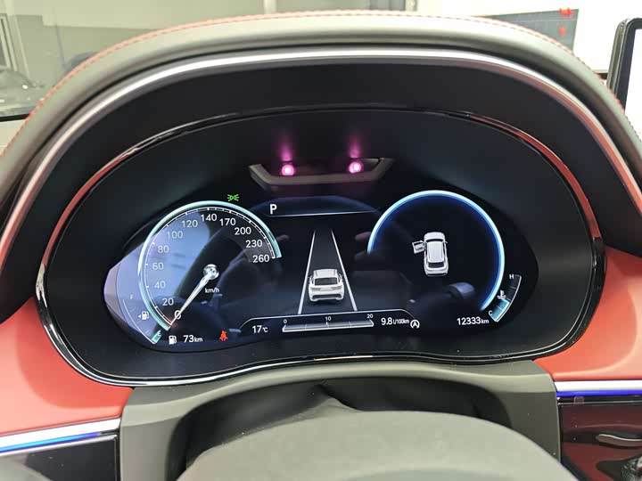Genesis GV70 — фото 10
