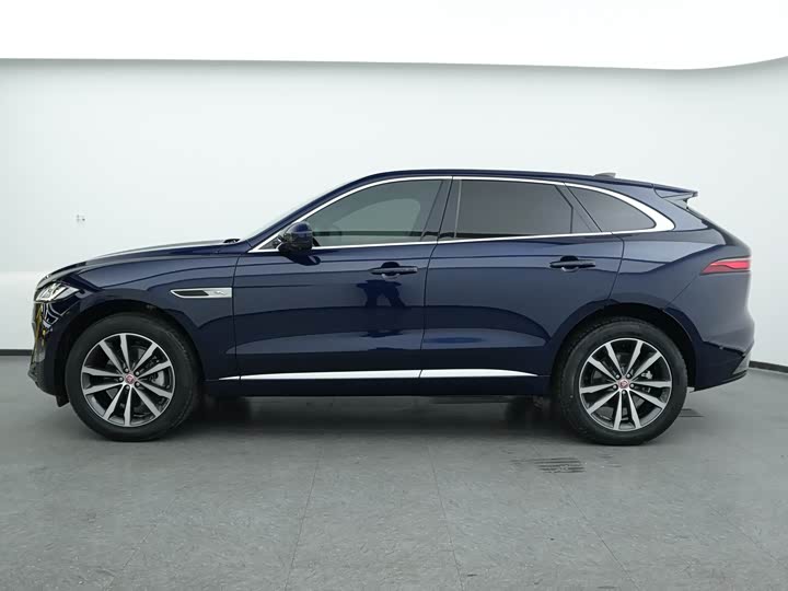Jaguar F-PACE 2021 250 PS R-Dynamic S — фото 25