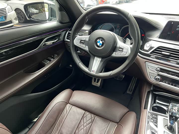 BMW 7-Series 2018 740 Li Leading M — фото 7