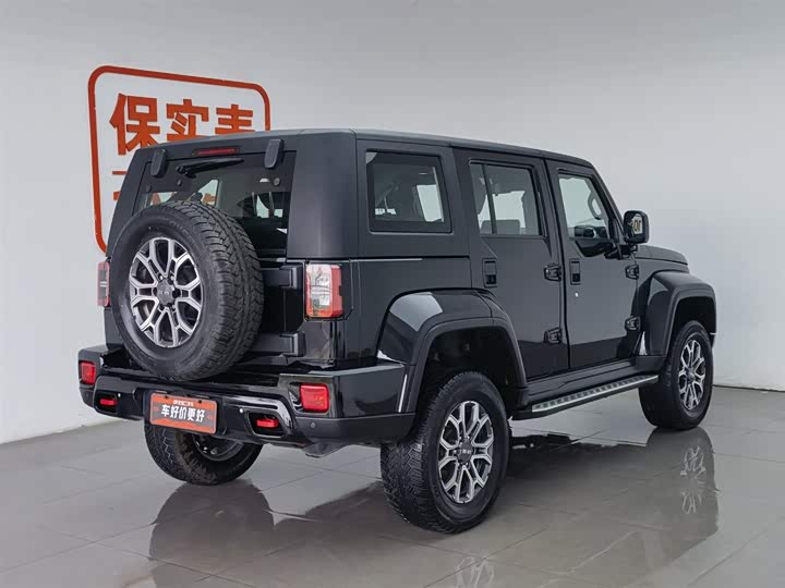 BAIC BJ 40 2023 2.0 T AT 4 WD — фото 2
