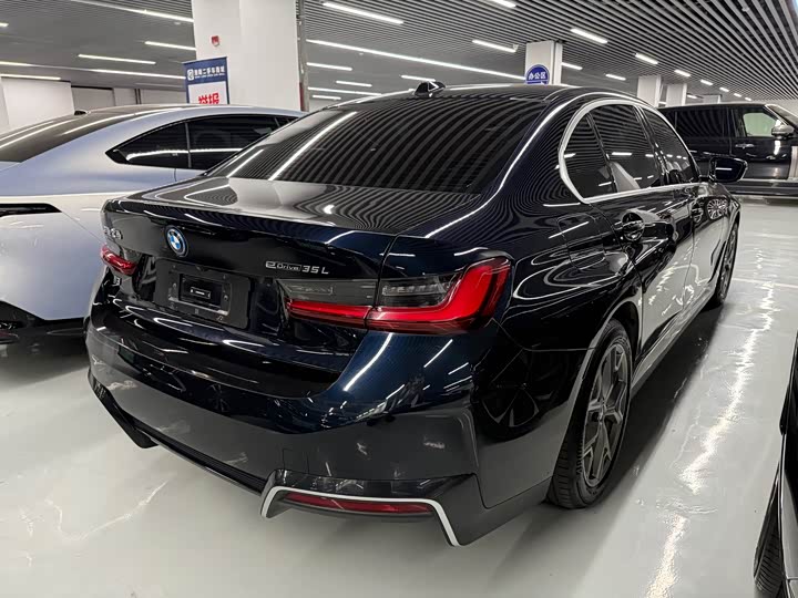 BMW i 3 2022 e Drive 35 L — фото 17