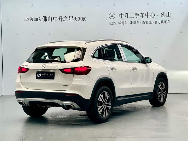 Mercedes-Benz GLA 2024 GLA 220 — фото 2