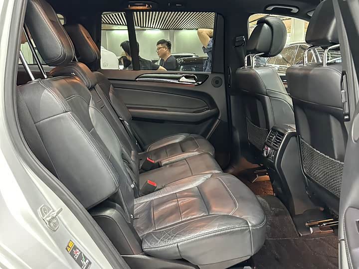 Mercedes-Benz GLS 2018 GLS 450 — фото 15