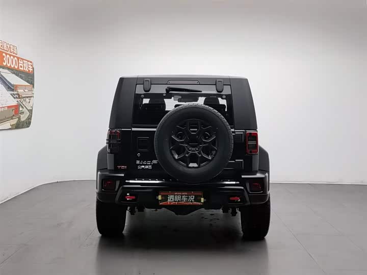 BAIC BJ40 2023 2.0 D AT 4 WD — фото 4