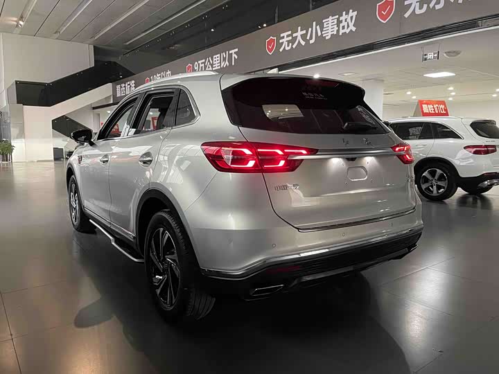 Hongqi HS5 2022 2.0 T — фото 15