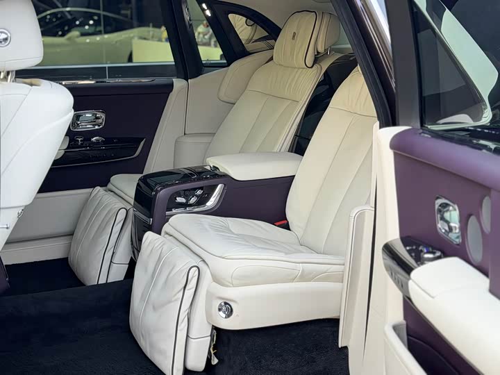 Rolls-Royce Phantom — фото 19