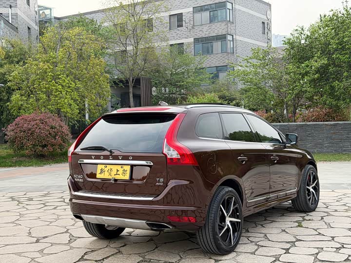 Volvo XC60 2016 T 5 AWD — фото 11